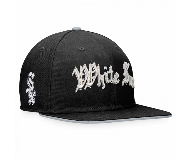 Chicago White Sox Men's Fanatics Branded Black Iconic Old English Snapback Hat