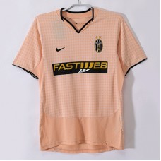 Juventus Third Retro Jersey 2003-04 Juventus Third Retro Jersey 2003-04
